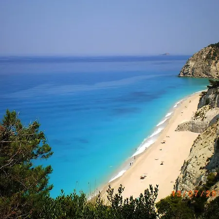 Apartament Aretousa