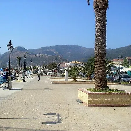 Apartament Aretousa